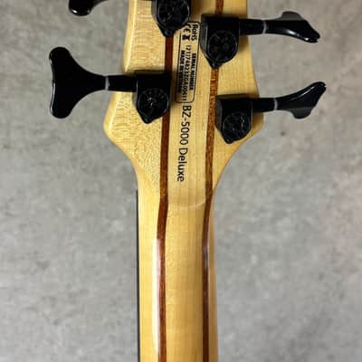 Harley Benton BZ-5000 Deluxe 5 String bass guitar with bag image 2