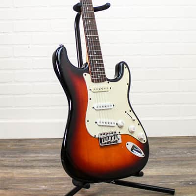 Preowned Ion S-Style Electric Guitar -- Sunburst image 4