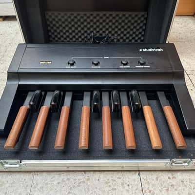 Incl. FlightCase: Studiologic MP-113 MIDI Foot Pedal image 3