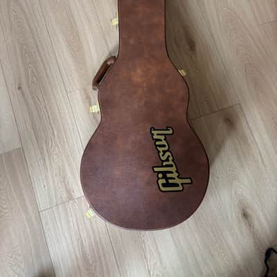 2024 Les Paul Junior - Ebony. Music City Bridge Studfinder/locking studs image 13