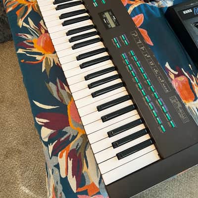 Yamaha DX27 Programmable Algorithm Synthesizer 1985 - Black