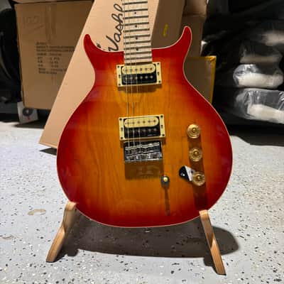 Washburn R5 Raven Electric Guitar Cherry Sunburst 2026 - Cherry sunburst image 3