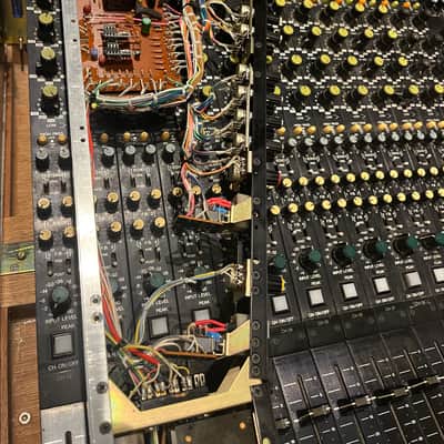 1979 32 channel Yamaha PM2000 for sale image 8
