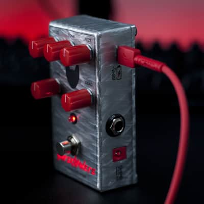 DJENTTONIC and SHREDINHERE premium guitar pedals, distortion, overdrive, fuzz analog effects. Discount -10% image 15