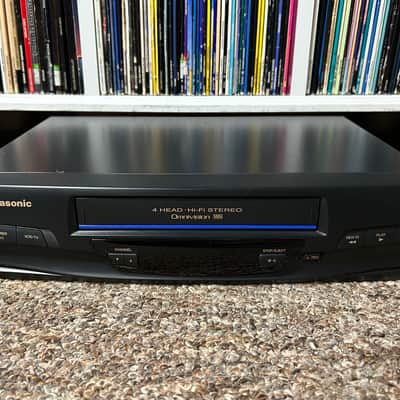 Panasonic PV-V4520 VCR 4-Head Hi-Fi Stereo Omnivision VHS Player Japan TESTED ✅ image 2