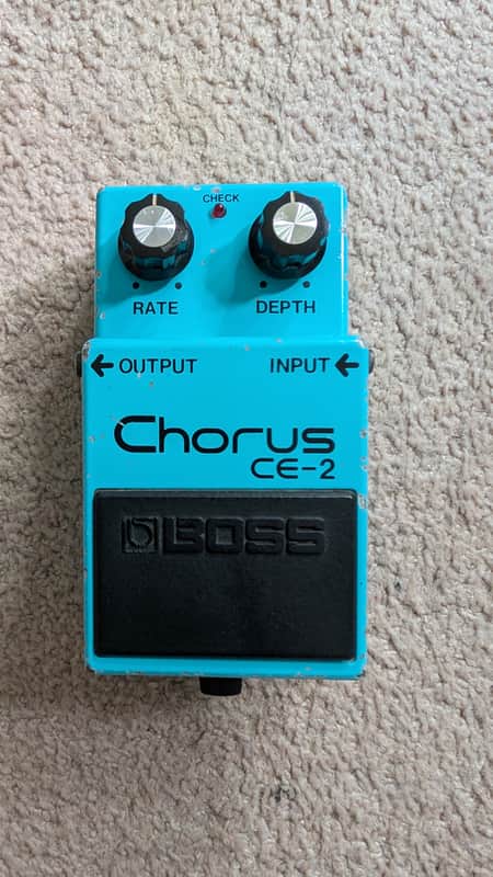 Boss CE-2