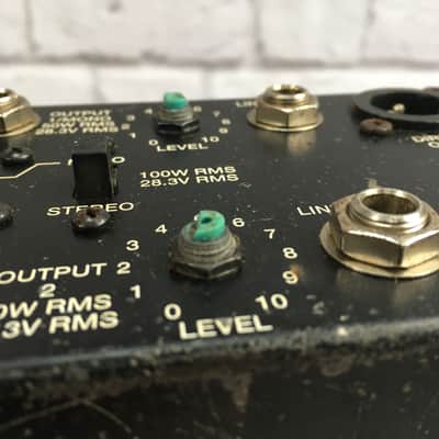 Peavey Classic Series Stereo Tube Power Amp image 12