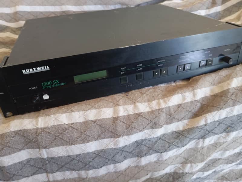 Kurzweil 1000 Series strings Rackmount Digital Expander Sound Module 1988 - 1992 - Black image 1