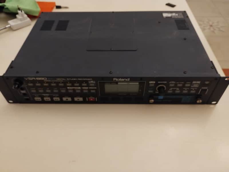 Roland VSR-880 Digital Studio Recorder Rackmount | Reverb
