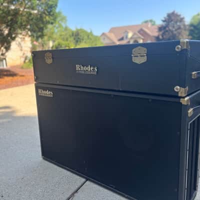 Rhodes 73 key suitcase piano image 1