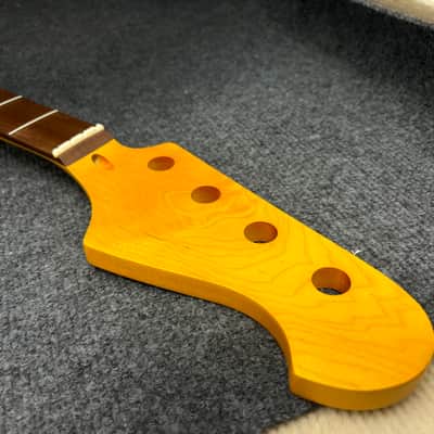 Electric bass guitar neck/T 2025020502 (21frets  ) maple/Purple core wood image 9