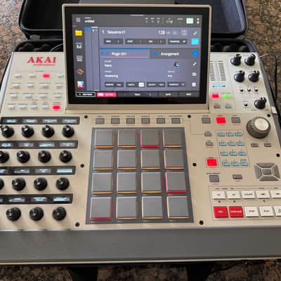 Akai MPC X Special Edition Standalone Sampler / Sequencer 2023 - Present - Grey image 13