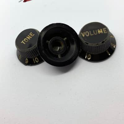 Set of 3 Hand Aged Fender knobs BLACK, relic, aged, Stratocaster, 59 Parts image 3