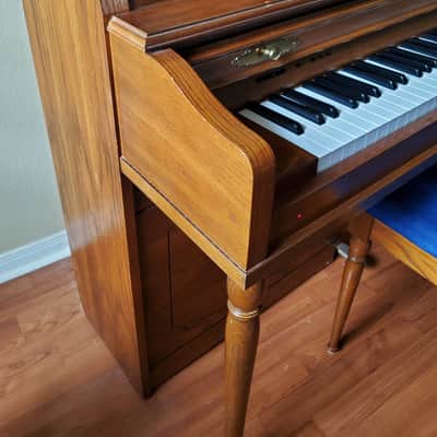 Yamaha Clavinova CLW-12 90's - Brown image 3