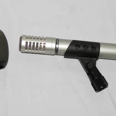Realistic 33-1080 Electret Cardioid Small Diaphragm Condenser Microphone (w/clip & windscreen) image 1
