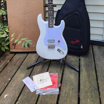 Fender To The Stars Limited Tom DeLonge Signature Stratocaster 2024 - Yeti