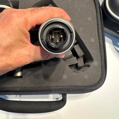 Like-new — 2 of 2 — Shure KSM44A (with shockmount and original case) Large Diaphragm Multipattern Condenser Microphone - Nickel image 3