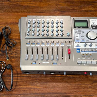 TASCAM DP-01FX Digital 8 Track Recorder image 4