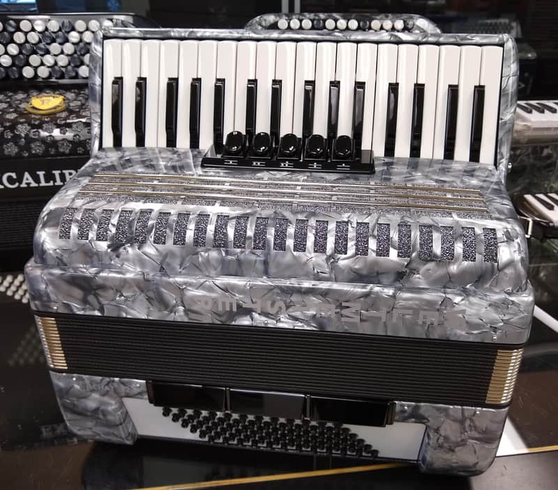 Weltmeister Achat Piano Accordion 72 Bass image 1
