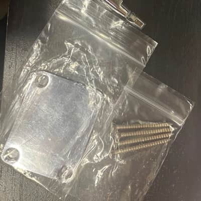 G&L Tribute S-500 tuners and neck back plate 2023 - Chrome image 1