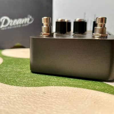 Universal Audio UAFX Woodrow ’55 Instrument Amplifier 2022 - Present - Copper / Silver image 8
