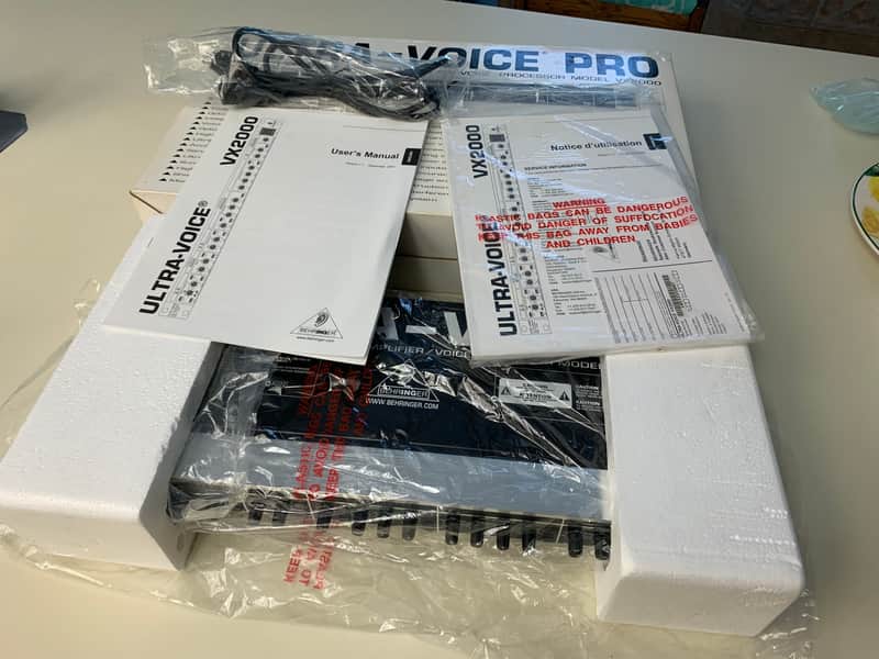 Behringer Ultra-Voice Pro VX-2000 Mic-preamp/vocal processor image 1