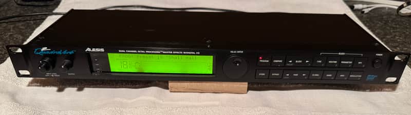 Alesis QuadraVerb 2 Dual Channel Octal Master Effects with Digital I/O image 1