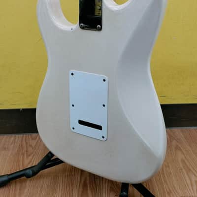 FENDER MEXICO STRATOCASTER SQUIER SERIES Guitar | Reverb