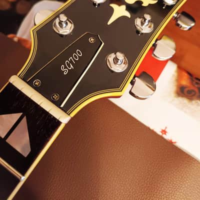 Yamaha SG 700 1978 - Sunburst image 18