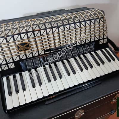 Hohner Atlantic IV De Luxe (4/4 reeds, LMMH) accordion image 6
