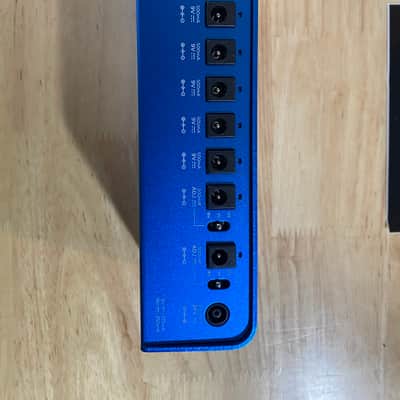 Strymon Zuma 9-Output High Current DC Power Supply 2016 - Present - Blue image 4
