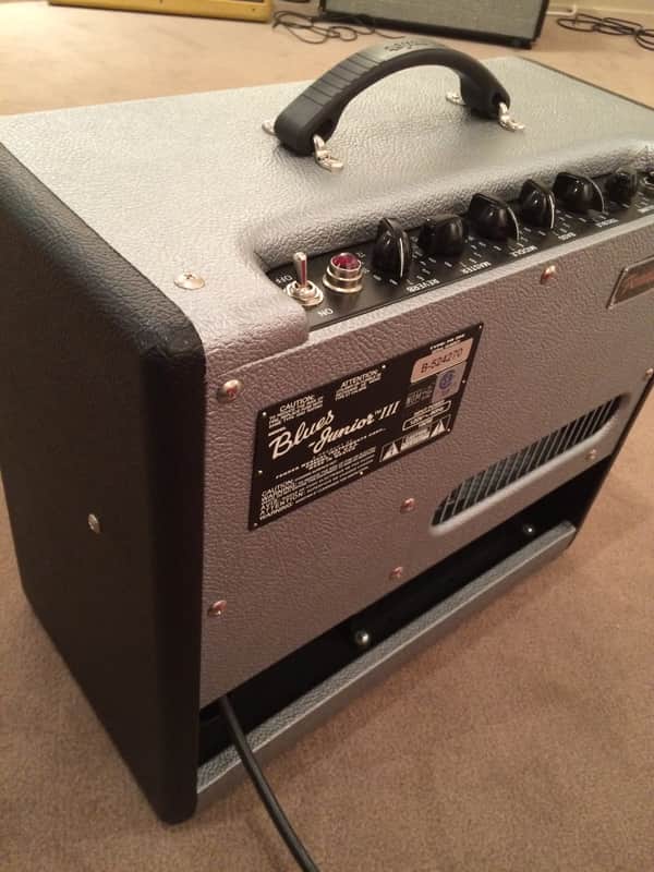 Fender Blues Junior III "Silver Noir Two-Tone" FSR Limited Edition 15-Watt 1x12" Guitar Combo 2014 image 2