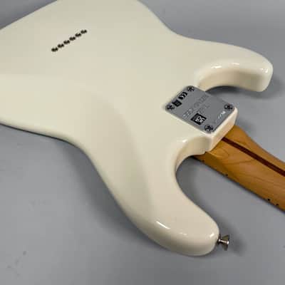 2022 Fender Nile Rodgers Hitmaker Stratocaster Olympic White w/HSC image 11