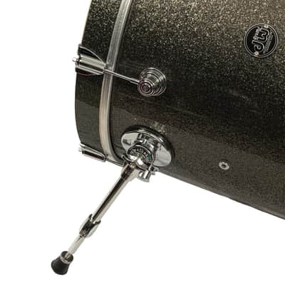 Immagine Used DW Performance 4-Piece with 20" Kick Pewter Sparkle - 4