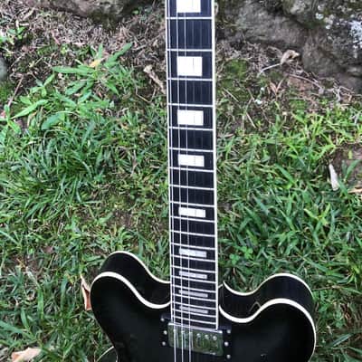 Artist Guitars 355 image 3