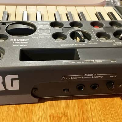 Korg MicroSAMPLER Sampling Keyboard Synth Micro Sampler + New Mic - Excellent condition image 7