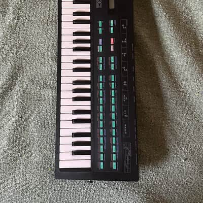 Yamaha DX100 Programmable Algorithm Synthesizer 1985 - Black