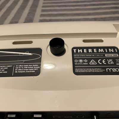 Moog Theremini Theremin 2018 - Present - White image 5