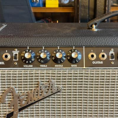 Fender Custom Shop Vibrasonic Amp 2000’s - Black FULLY SERVICED image 2
