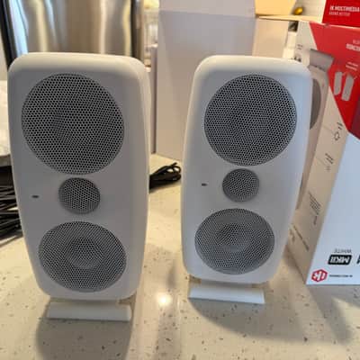 IK Multimedia iLoud MTM MkII Active Studio Monitor Pair with ARC System 2024 - Present - White image 2