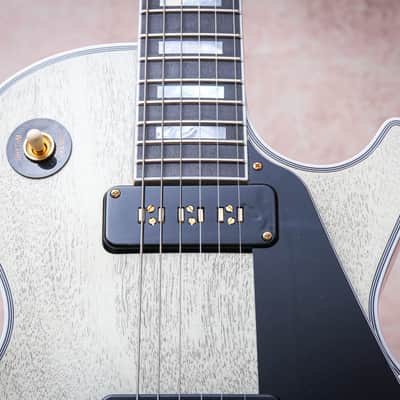 GIBSON USA Custom Shop Historic '54 Dealer Select Les Paul Custom VOS "TV White + Ebony" (2026) image 4