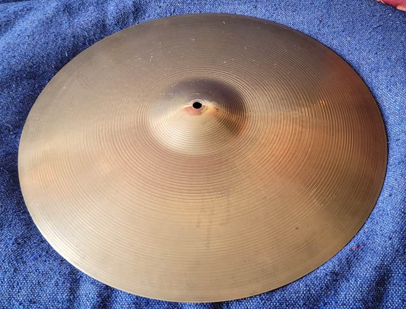 Vintage Sabian AA Series 20 Inch Heavy Ride Cymbal - 2.7 kilos of Golden Tone ! image 1