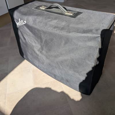 Fender '65 Deluxe Reverb Reissue 22-Watt 1x12" Guitar Combo 1994 - Present - Black image 3