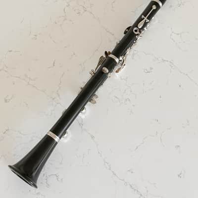 Buffet Crampon  B-12 Bb Clarinet with original hard shell plastic molded case. - Black (resin/composite) body, and Silver/nickel keys image 5