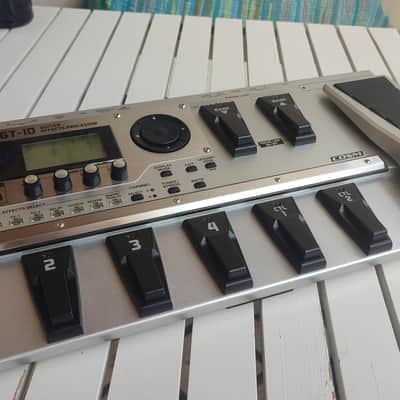 Boss GT-10 Guitar Effects Processor 2008 - 2012 - Silver image 1