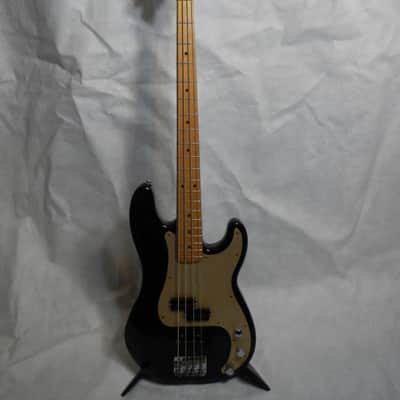 1997 FENDER CALIFORNIA SERIES PRECISION BASS @ USA @ BLACK w/GOLD METAL PICK image 2
