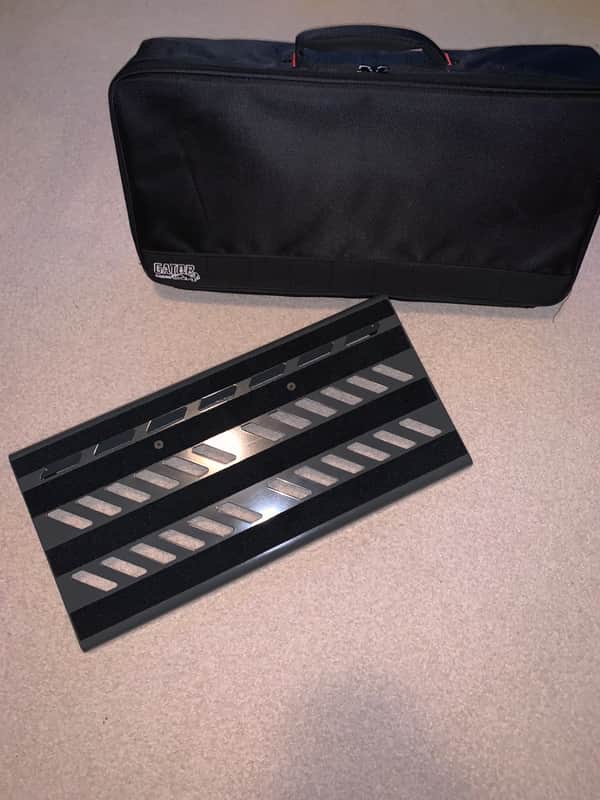 Gator GPB-BAK Large Aluminum Pedalboard with Carry Bag image 1