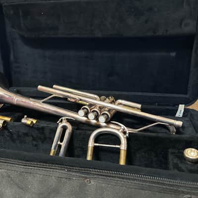 Yamaha YTR-4335GS Intermediate Bb Trumpet 2000s - Silver image 2