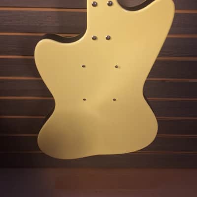 Danelectro DANO 67 Early 2020s - Yellow Gloss - Twin Lipstick Pickups - Vintage-Inspired Offset - Alder body and Maple Neck - Professional Set Up image 18