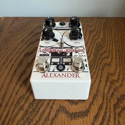Alexander Pedals History Lesson Delay 2010s image 2